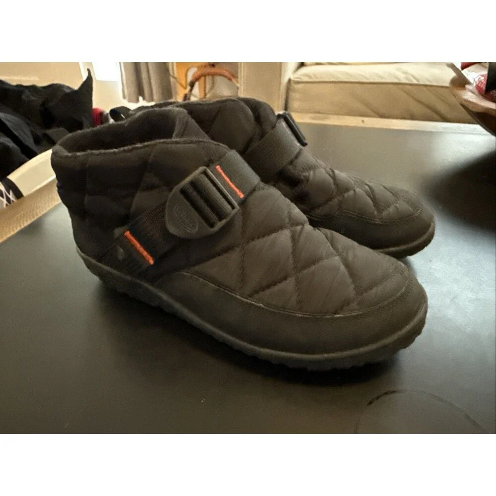 Chaco Ramble Puff Boots Youth Sz 5 Black Puffer Snow Shoes Fleece Lined Warm